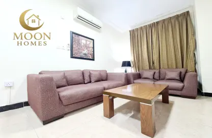 Apartment - 1 Bedroom - 1 Bathroom for rent in Umm Ghuwailina 4 - Umm Ghuwailina - Doha