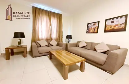 Apartment - 3 Bedrooms - 3 Bathrooms for rent in Umm Ghuwailina - Doha