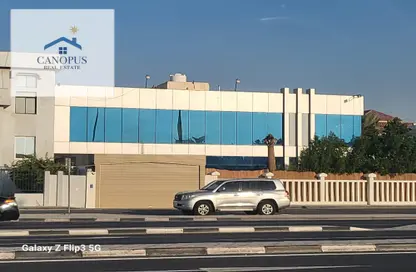 Whole Building - Studio - 6 Bathrooms for rent in Al Maamoura - Doha