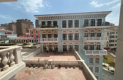 Apartment - 1 Bedroom - 2 Bathrooms for rent in Qanat Quartier - The Pearl Island - Doha