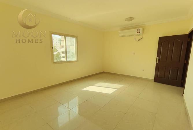 977101 - Property Image 3