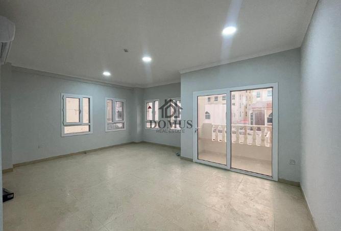 963359 - Property Image 3