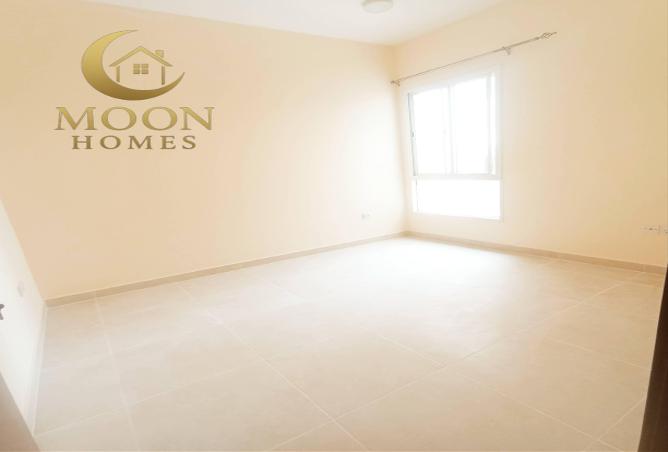 978122 - Property Image 2