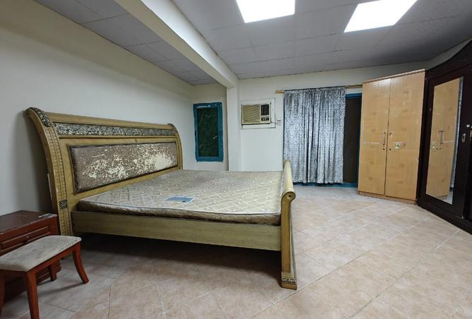 925936 - Property Image 2