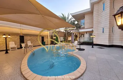 Villa - 4 Bedrooms - 5 Bathrooms for rent in Onaiza Street - Diplomatic Area - Doha