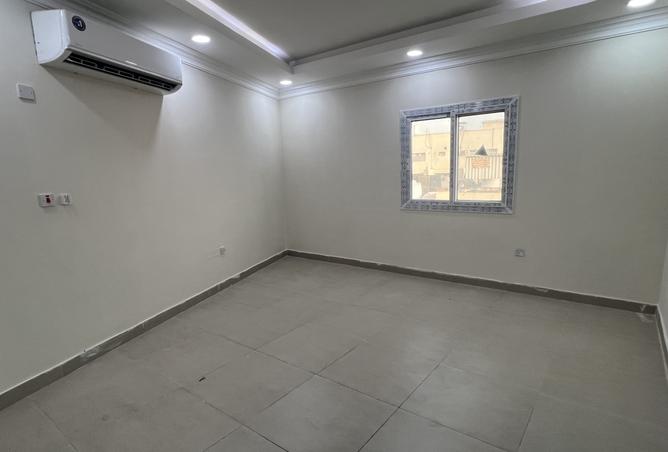 942275 - Property Image 3