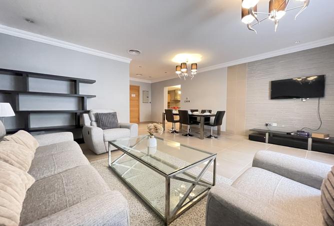 988377 - Property Main Image