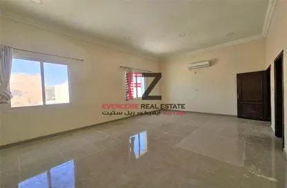Apartment - 2 Bedrooms - 2 Bathrooms for rent in Al Dhakhira - Al Thakhira - Al Khor