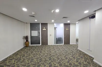 Office Space - Studio - 1 Bathroom for rent in New Salata - Salata - Doha