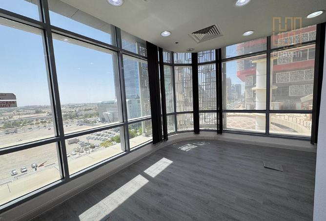 Office Space - Studio - 2 Bathrooms for rent in Lusail Residence - Marina District - Lusail
