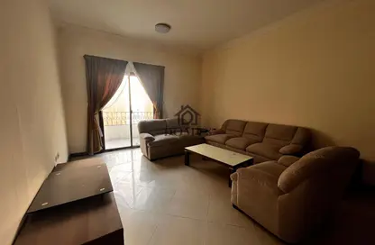 Apartment - 3 Bedrooms - 3 Bathrooms for rent in Al Zubair Bakkar Street - Al Sadd - Doha