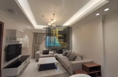 Apartment - 1 Bedroom - 2 Bathrooms for rent in The Pearl Island - Doha