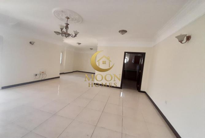 971931 - Property Image 3