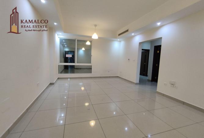 928677 - Property Image 2