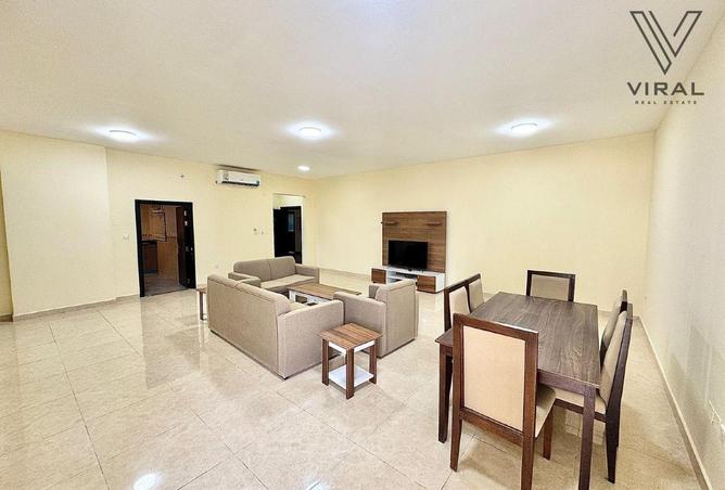 999813 - Property Image 2