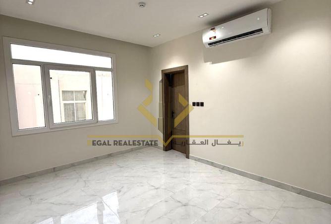 994467 - Property Main Image