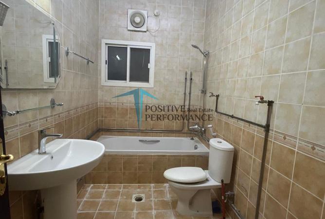 914862 - Property Image 3