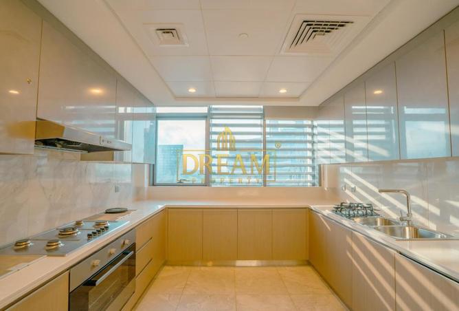 991473 - Property Image 2