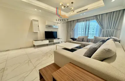 Apartment - 2 Bedrooms - 3 Bathrooms for rent in Giardino Gardens - Giardino Villas - The Pearl Island - Doha