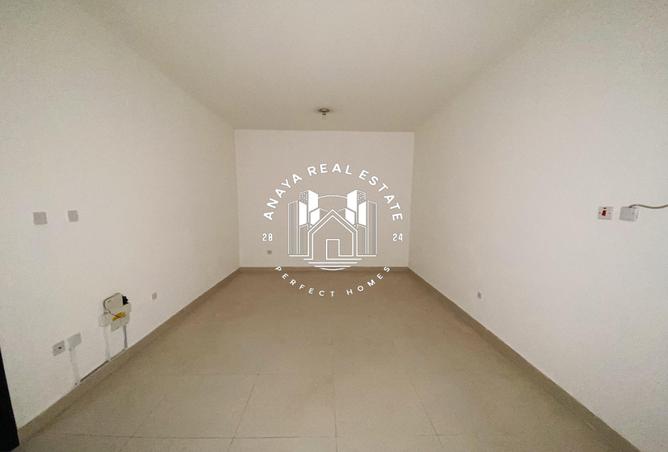 979640 - Property Main Image