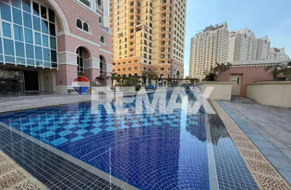 شقة - غرفة نوم - 2 حمامات للايجار في فيفا غرب - فيفا بحرية - جزيرة اللؤلؤة - الدوحة