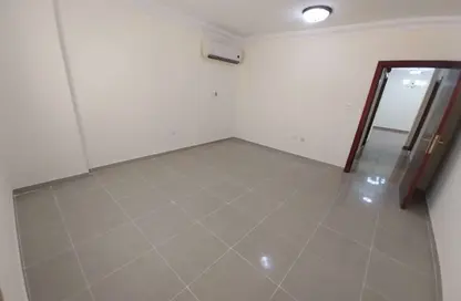 Apartment - 2 Bedrooms - 2 Bathrooms for rent in Old Airport Road - Old Airport Road - Doha