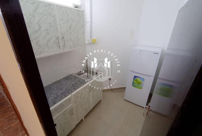 956401 - Property Image 3