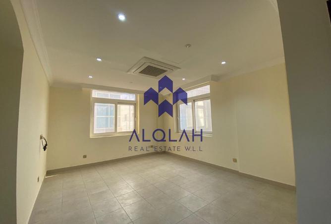 1010011 - Property Main Image