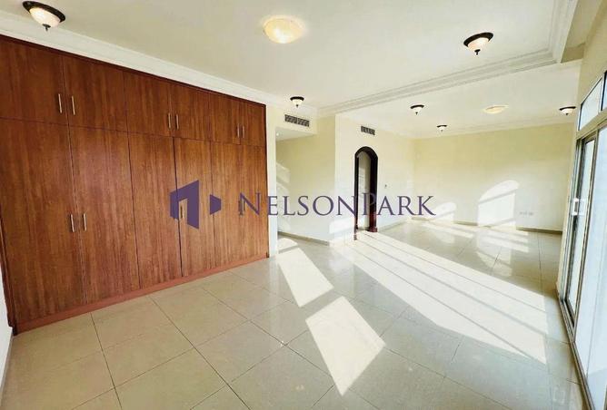 962778 - Property Image 2