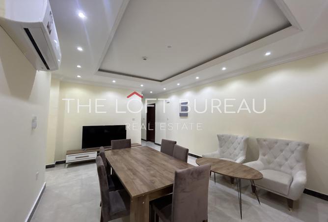897075 - Property Image 2