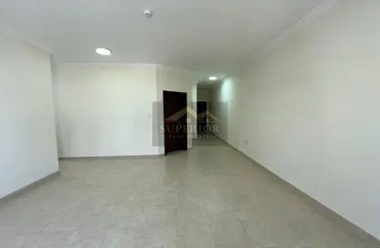 Apartment - 3 Bedrooms - 2 Bathrooms for rent in Salaja Street - Doha Al Jadeed - Doha