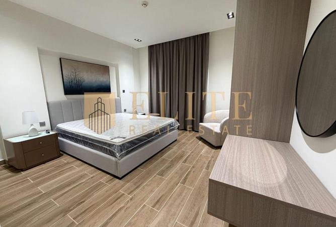 1004957 - Property Image 3