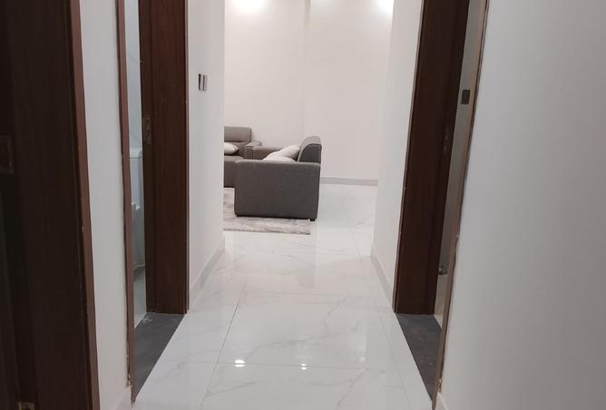 966207 - Property Image 3