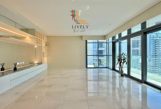 942393 - Property Image 3