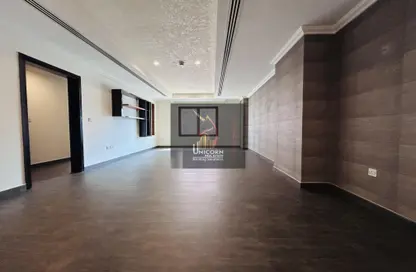 Apartment - 1 Bedroom - 2 Bathrooms for rent in East Porto Drive - Porto Arabia - The Pearl Island - Doha Apartment - 1 Bedroom - 2 Bathrooms for rent in East Porto Drive - Porto Arabia - The Pearl Island - Doha