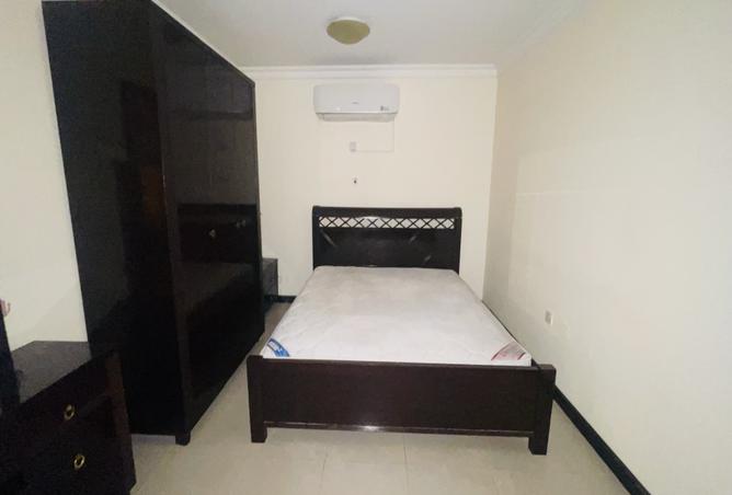 954754 - Property Image 3