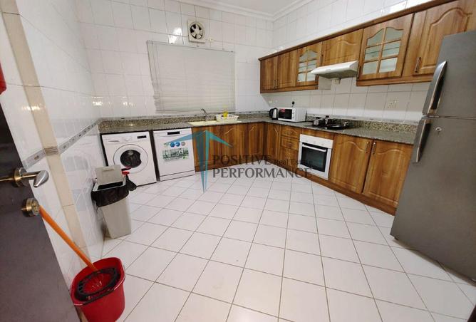 985899 - Property Image 2