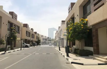 مجمع سكني - 5 غرف نوم - 4 حمامات للايجار في شارع المطار القديم - طريق المطار القديم - الدوحة
