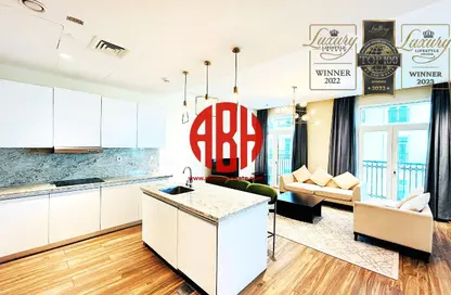 شقة - 2 غرف نوم - 3 حمامات للايجار في حدائق فلورستا - حدائق فلورستا - جزيرة اللؤلؤة - الدوحة