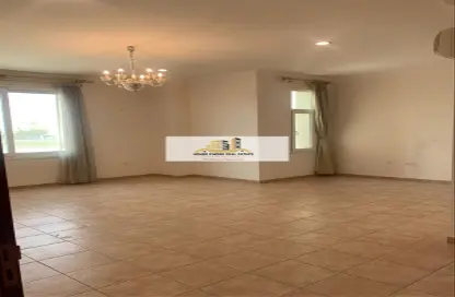 Empty Room image for: Villa - 4 Bedrooms - 4 Bathrooms for rent in Ain Khaled - Ain Khaled - Doha, Image 1