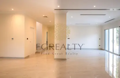 Villa - 4 Bedrooms - 4 Bathrooms for rent in South Gate - West Bay Lagoon - Doha