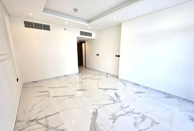 939307 - Property Image 3