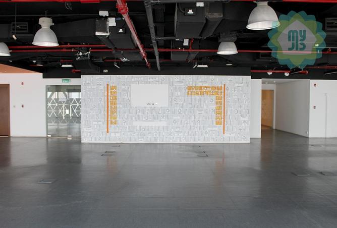905574 - Property Image 3