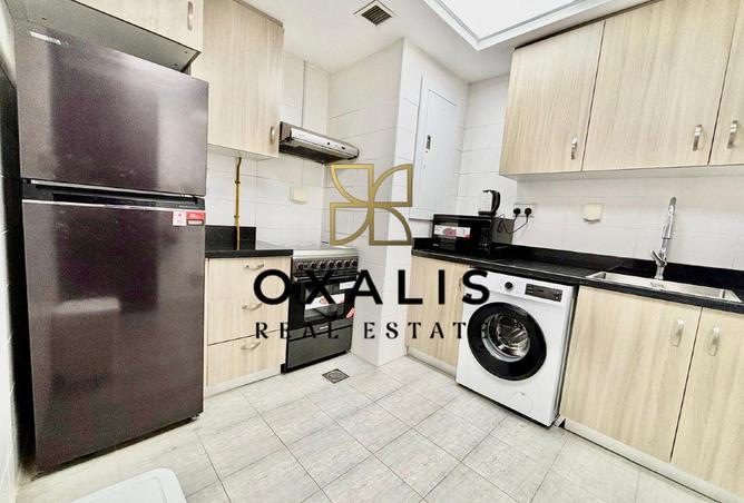954940 - Property Image 2