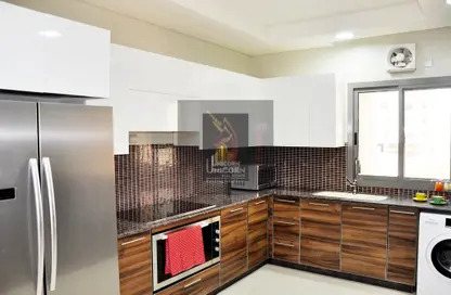 Apartment - 3 Bedrooms - 4 Bathrooms for rent in Al Zubair Bakkar Street - Al Sadd - Doha