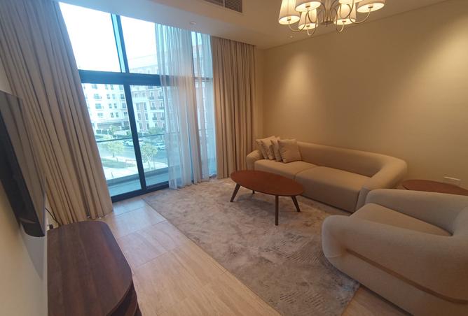 967387 - Property Image 2