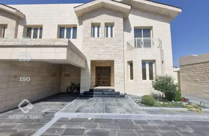 Compound - 3 Bedrooms - 4 Bathrooms for rent in Al Nuaija Street - Al Nuaija - Doha