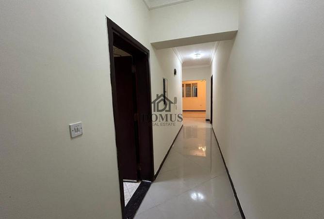 932118 - Property Image 2
