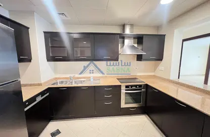 Apartment - 1 Bedroom - 2 Bathrooms for rent in Porto Arabia - The Pearl Island - Doha