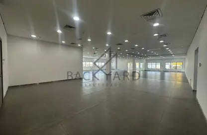 مساحات مكتبية - استوديو - 2 حمامات للايجار في برج بروة - الطريق الدائري الثالث - السد - الدوحة